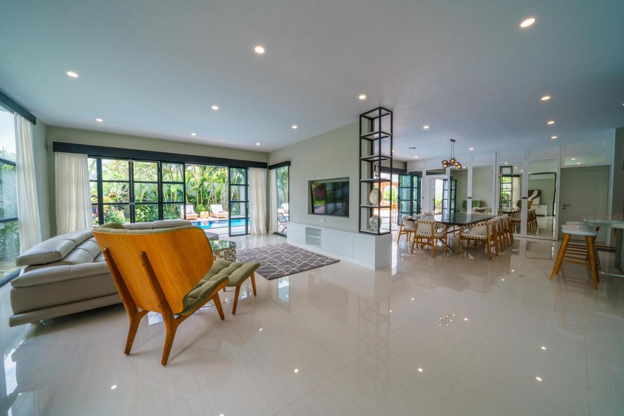 Villa Okenada - Modern 5-Bedroom Pool Villa In Berawa! Canggu Екстериор снимка