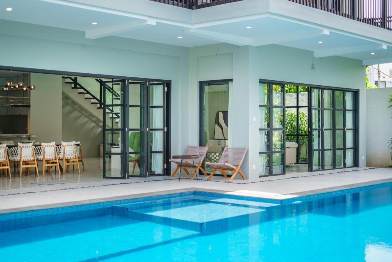 Villa Okenada - Modern 5-Bedroom Pool Villa In Berawa! Canggu Екстериор снимка