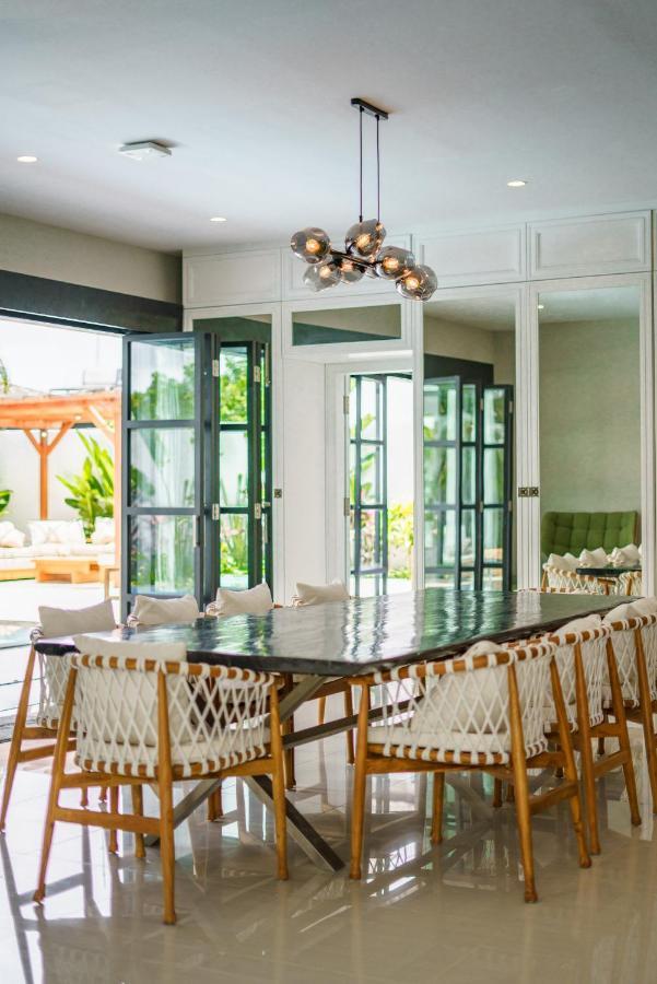 Villa Okenada - Modern 5-Bedroom Pool Villa In Berawa! Canggu Екстериор снимка
